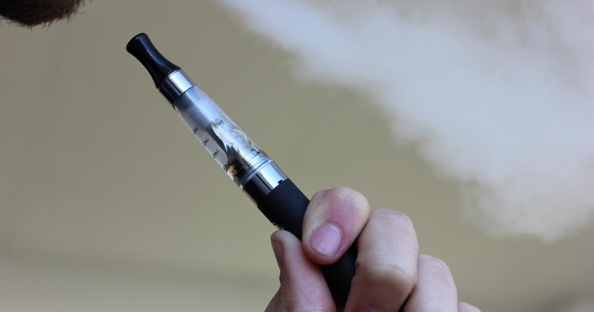 Illegal vapes worth 30 000 seized by Trading Standards St