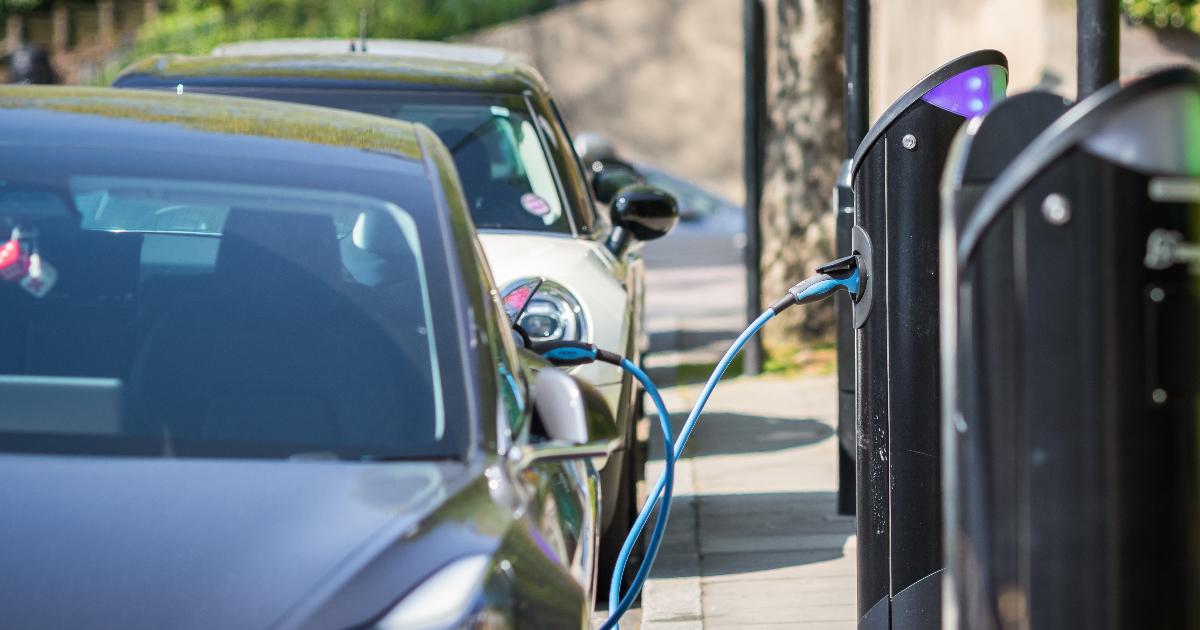 Electric vehicle charging network plan greenlit by Cabinet - St Helens ...